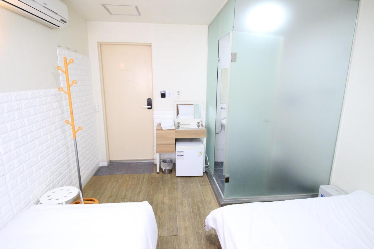 Hotel Ivory Сеул Екстериор снимка